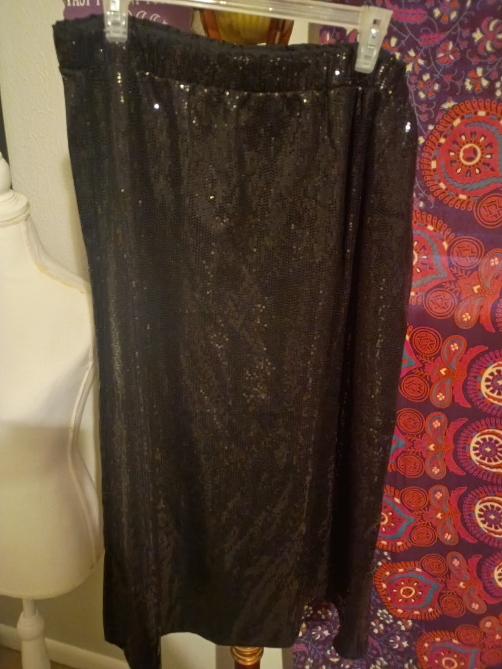Black Sequin Midi Skirt - Elegant Evening Wear